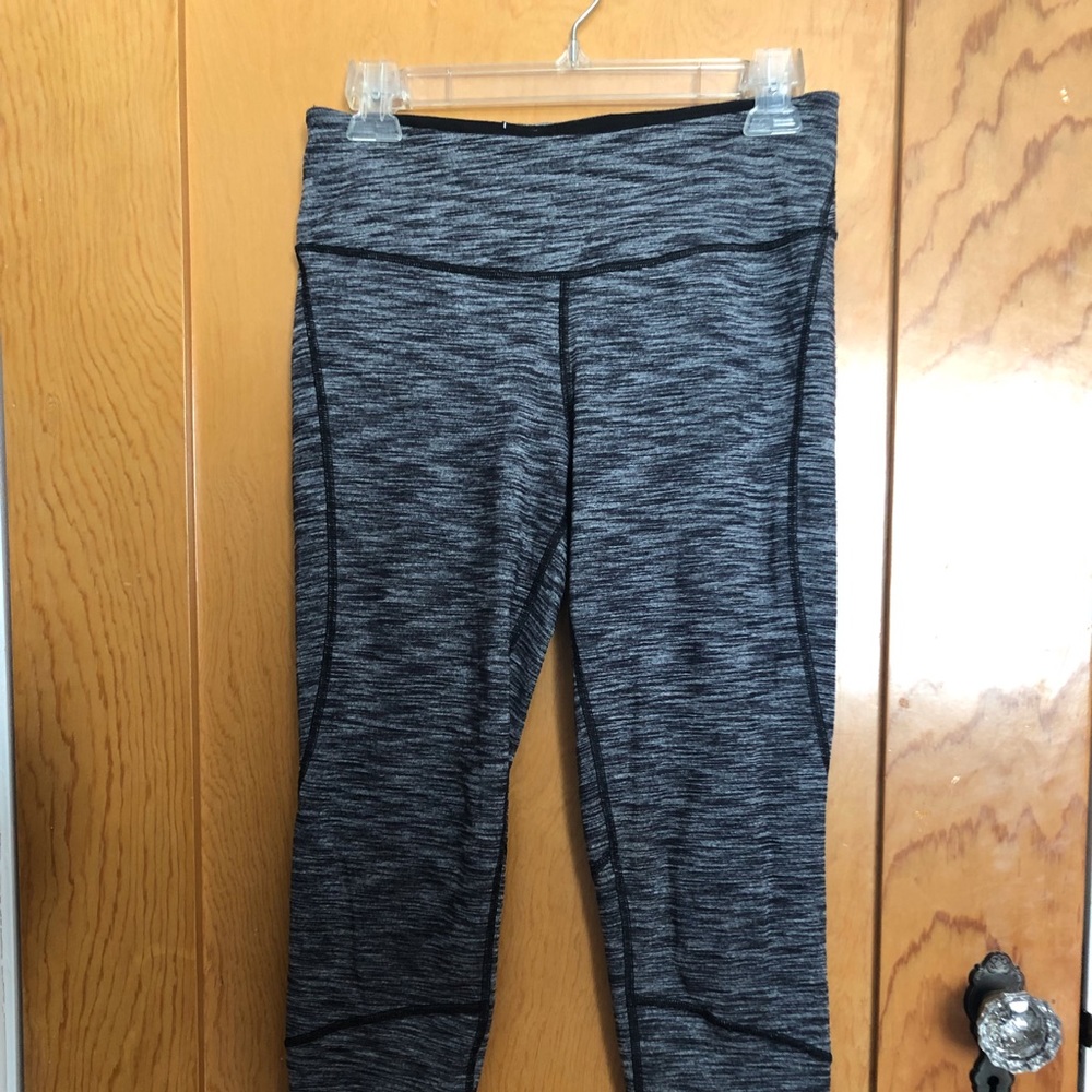 Victoria’s Secret knockout tights